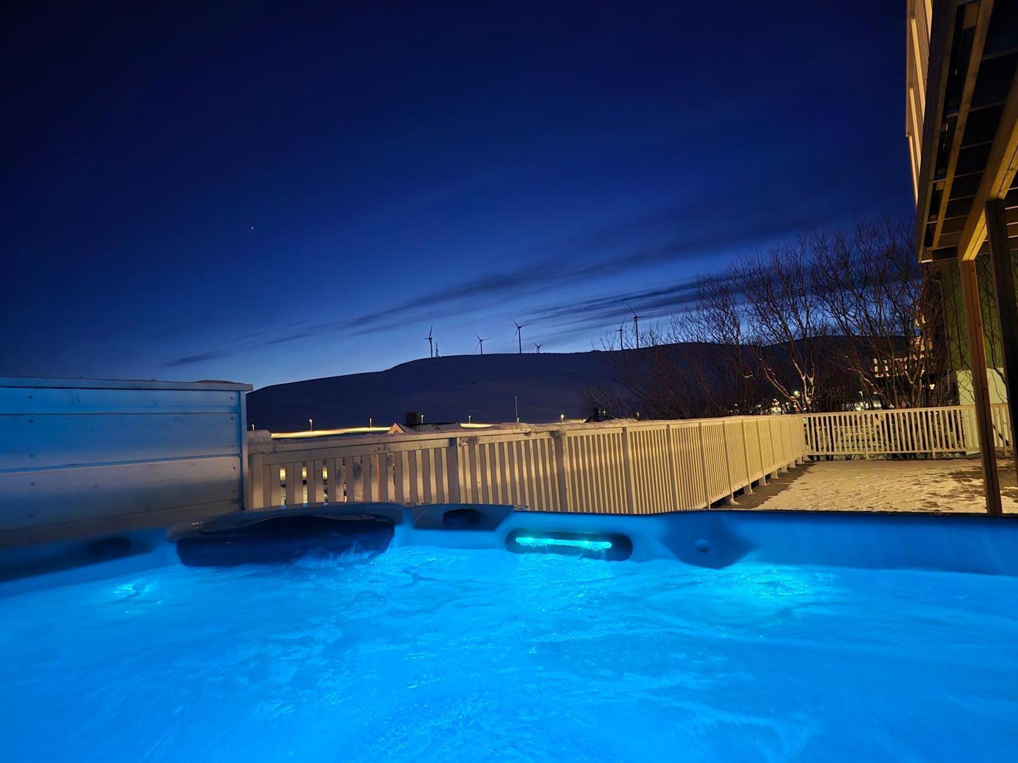 Nord Hus Service As, Deluxe, Sauna, Jakuzzi Havoysund Экстерьер фото