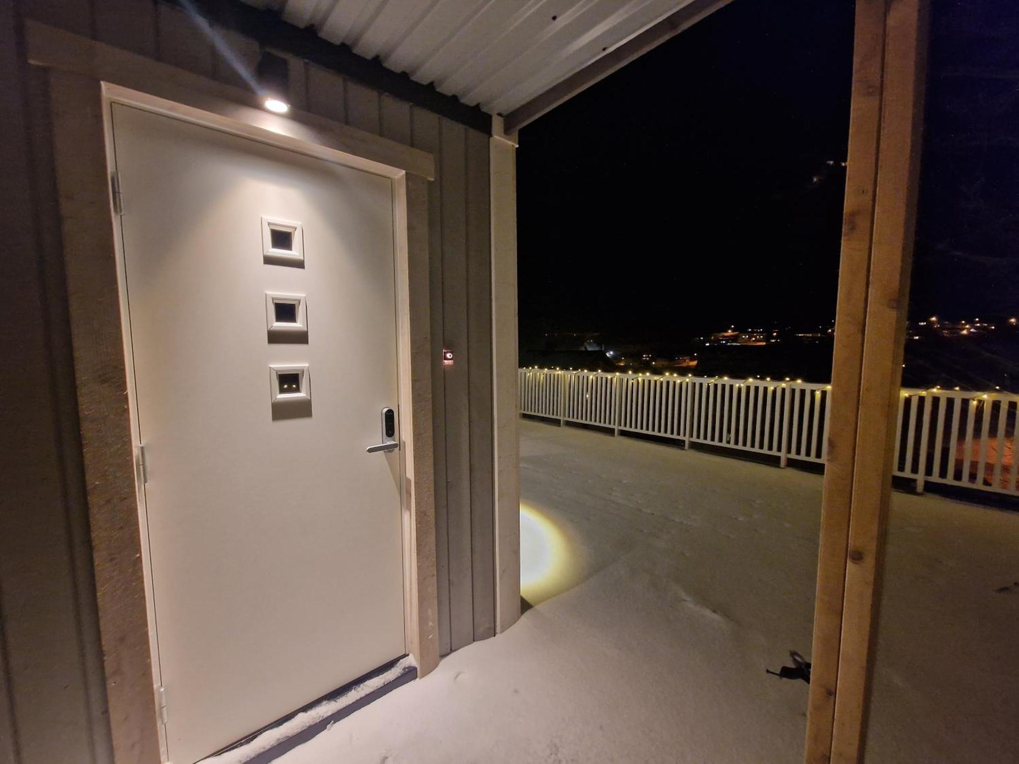 Nord Hus Service As, Deluxe, Sauna, Jakuzzi Havoysund Экстерьер фото